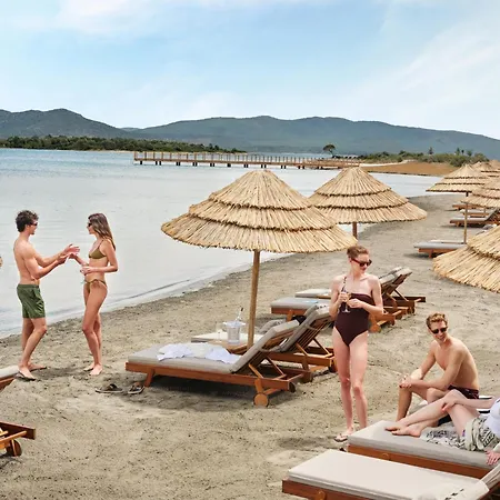 Anda Barut Collection 酒店