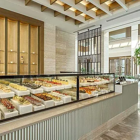 Anda Barut Collection - Ultra Hotel 5*
