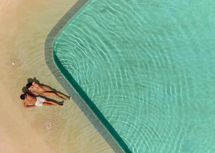 Anda Barut Collection Szálloda