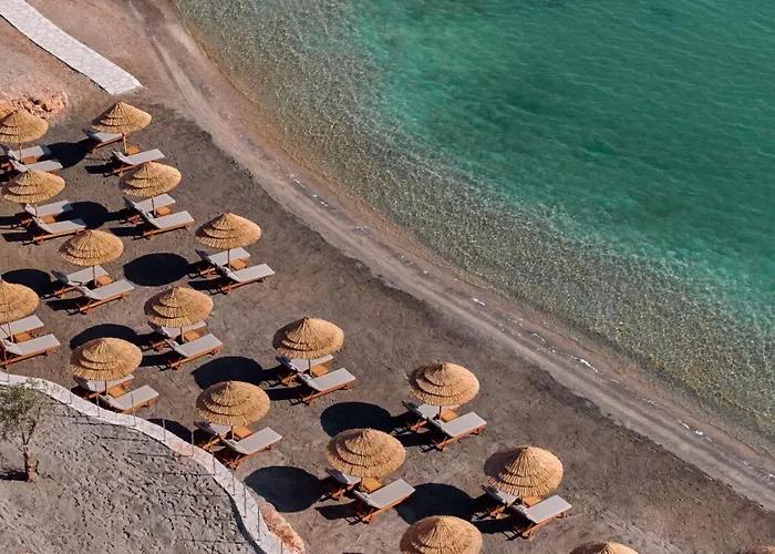 Anda Barut Collection Szálloda