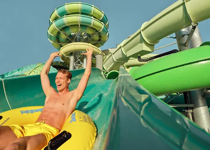 Anda Barut Collection - Ultra Hotel 5*