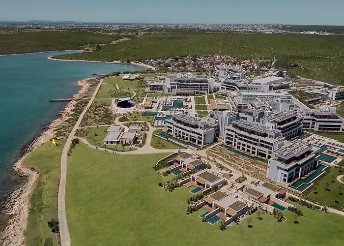 Anda Barut Collection